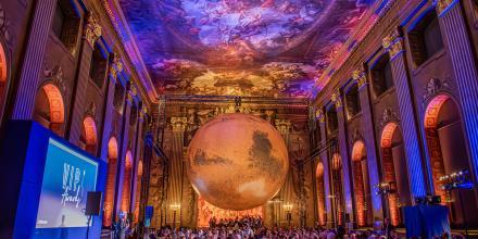 The Corporate Photographer