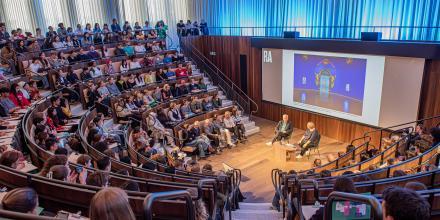 The Corporate Photographer